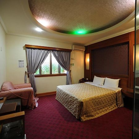 Golden Motel Сіньчжу Екстер'єр фото